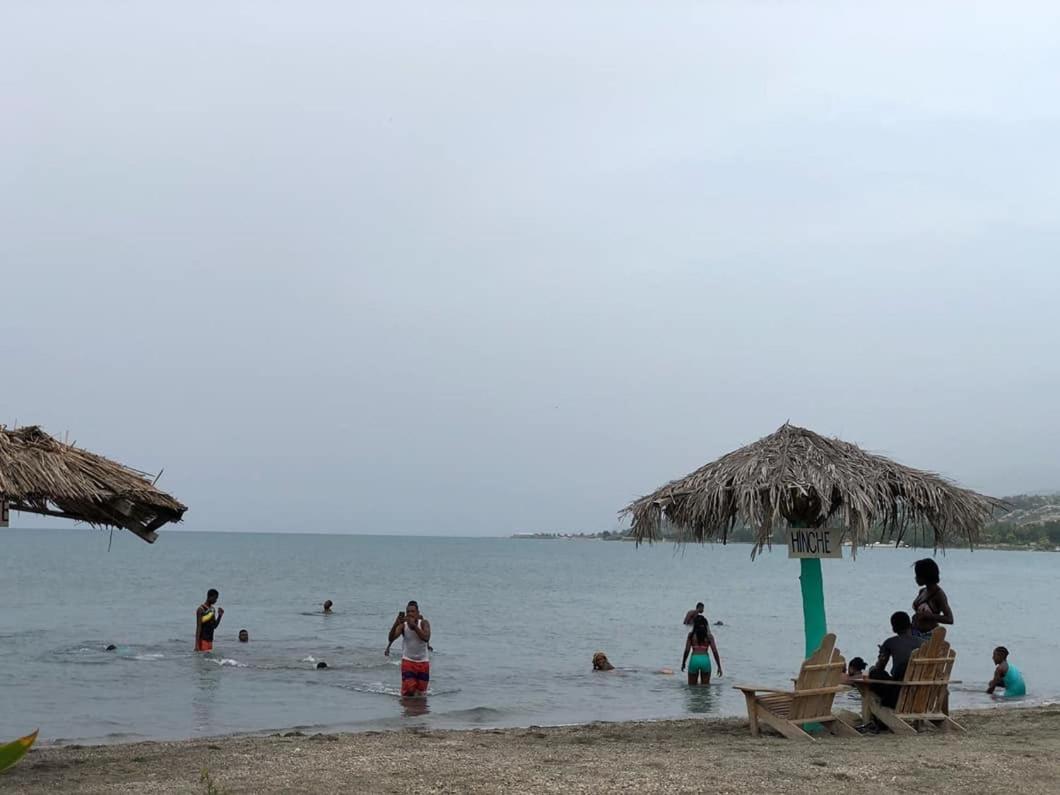 Evasion Beach Hotel Gressier ภายนอก รูปภาพ